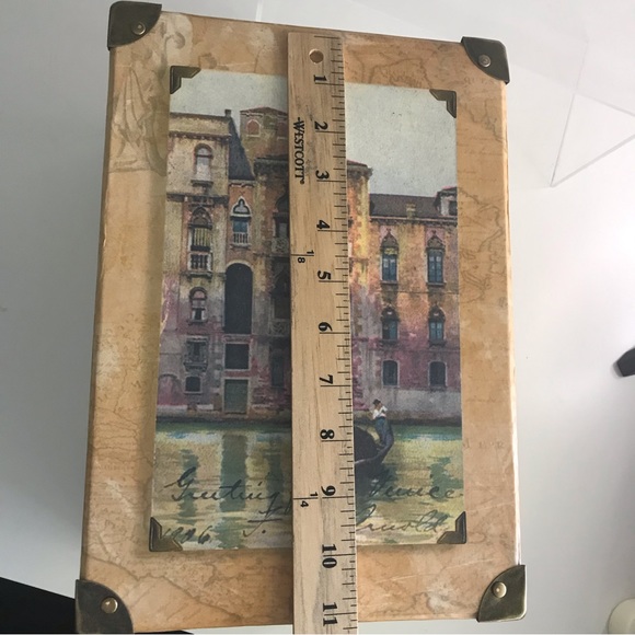 T. HIGGINS Collectible Wooden Storage Box Metal Corners & Handles - Venice Motif - Picture 14 of 15